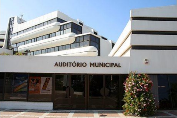 Sul Informação - “Músicas do Mundo” vão ser ouvidas no Auditório de Albufeira