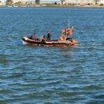 Sul Informação - Exercício de combate a incêndio em embarcação no Guadiana junta AMN, bombeiros e proteção civil