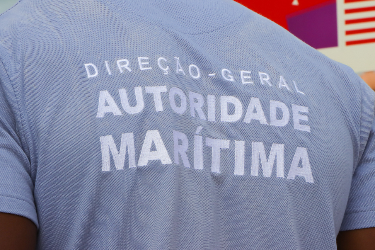 Sul Informação - Sines: 5 tripulantes foram salvos depois de veleiro ter afundado devido a orcas