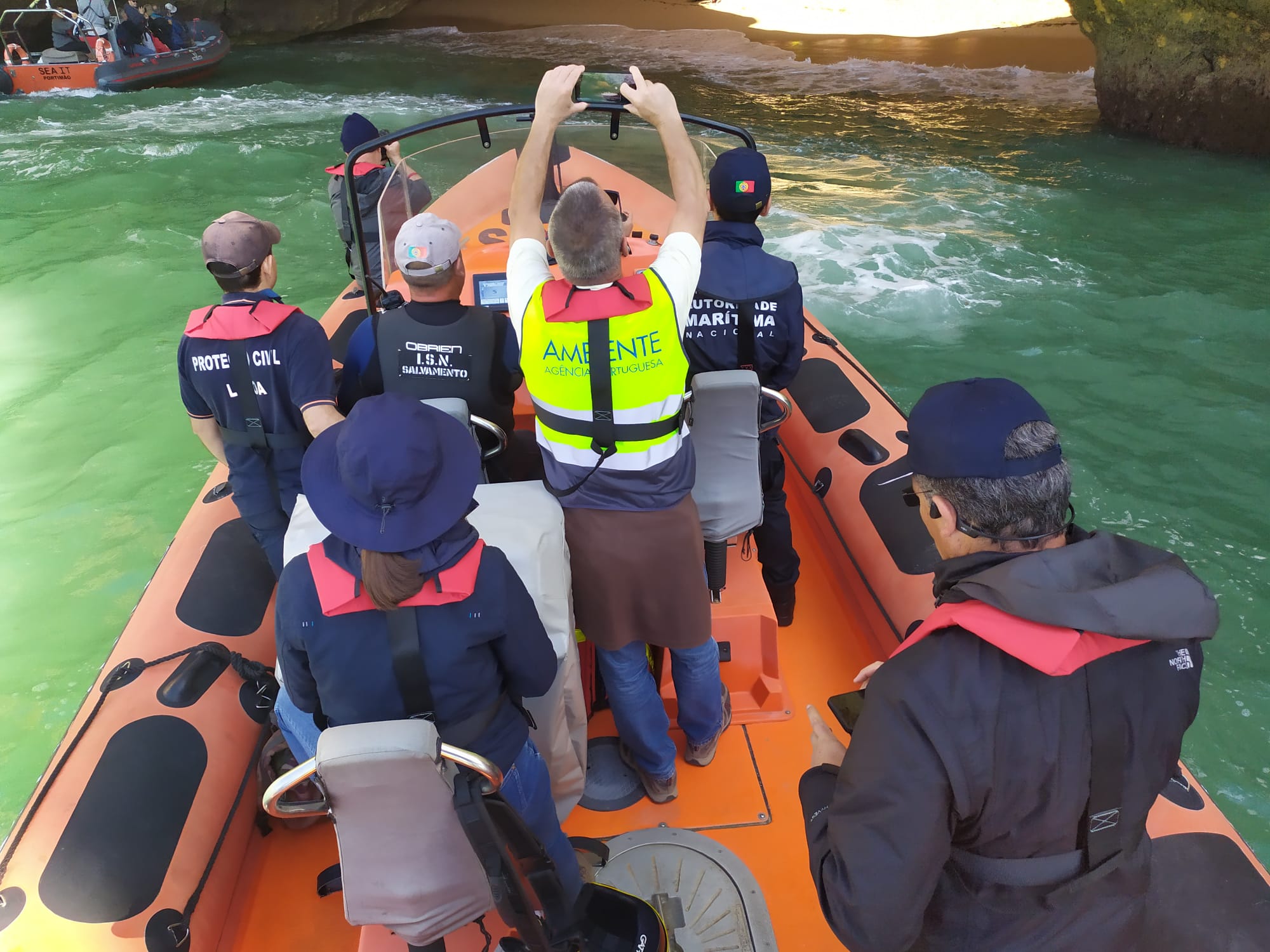 Sul Informação - Autoridade Marítima avalia segurança em grutas e no litoral de Lagoa e Silves
