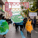 Sul Informação - Emojis, bombeiros e cientistas desfilaram no Carnaval Infantil de Loulé (com fotos)