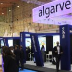 Sul Informação - Nem Conan resistiu ao stand do Algarve na BTL