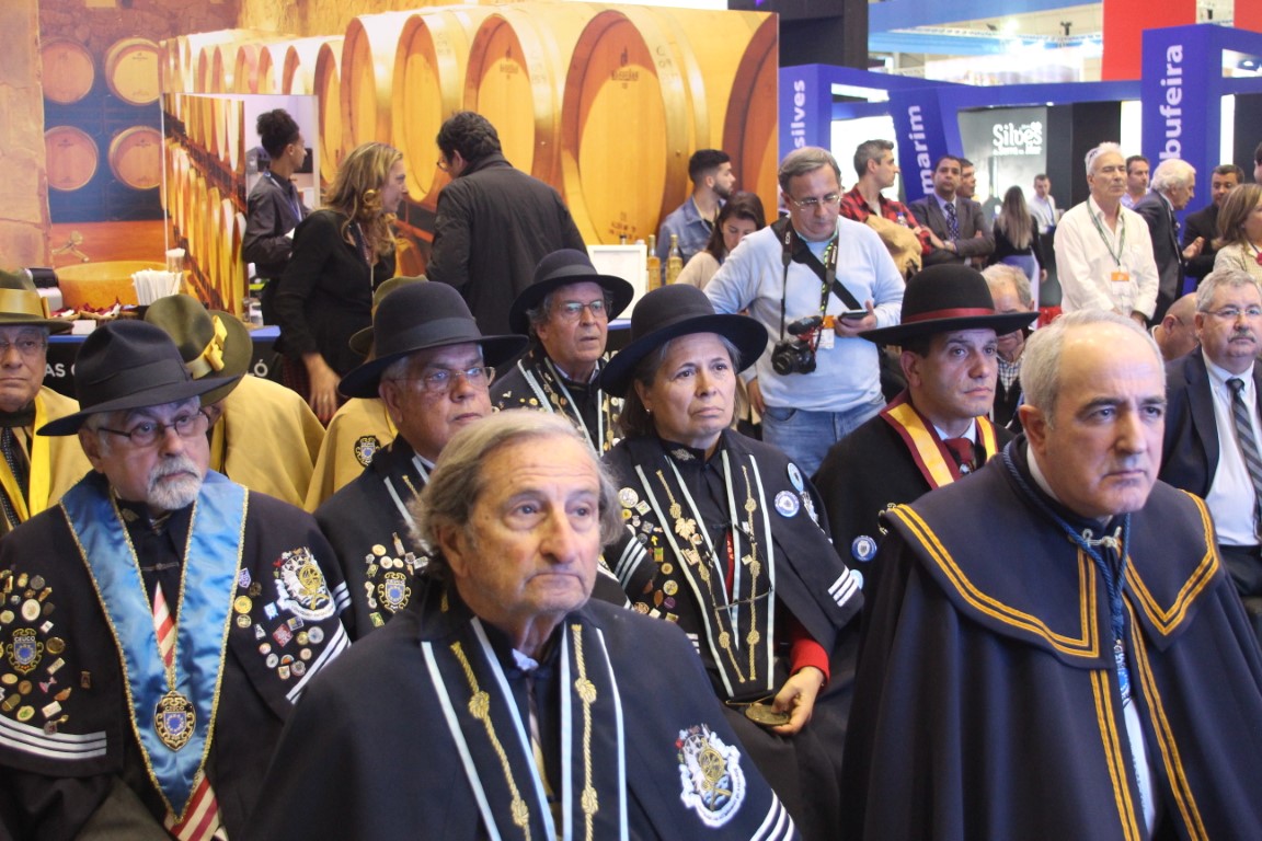 Sul Informação - Nem Conan resistiu ao stand do Algarve na BTL