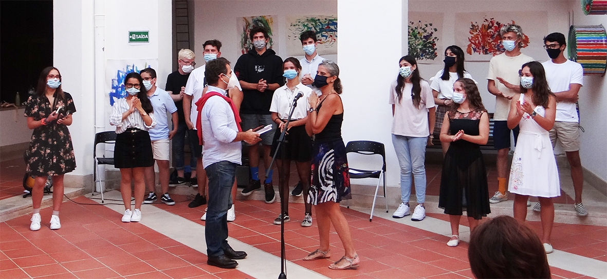 Sul Informação - “Bando de Poetas e Artistas” de escola de Lagos lançou livro e inaugurou exposição