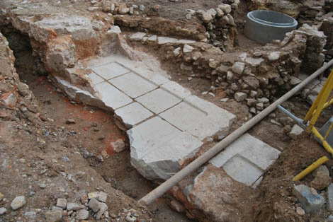 Sul Informação - Obras na zona histórica levam a novas descobertas nos Banhos Islâmicos de Loulé