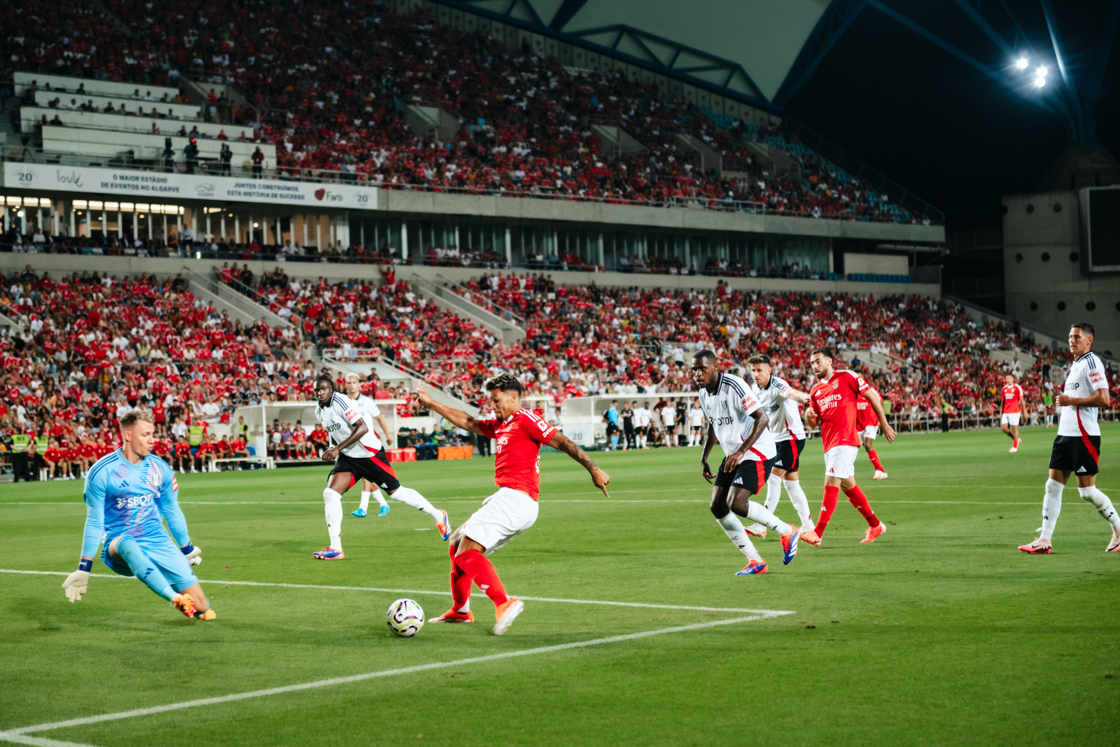 Sul Informação - Fulham bate Benfica e vence Troféu do Algarve… e volta a jogar na segunda-feira