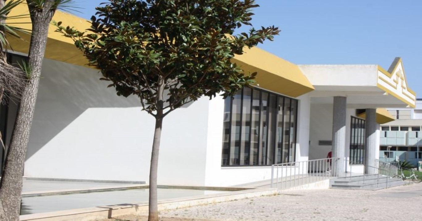 Sul Informação - Portimão: Biblioteca Manuel Teixeira Gomes reabre com restrições