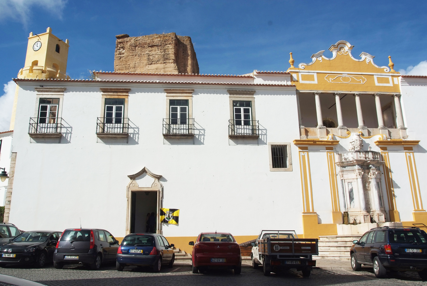Sul Informação - Biblioteca Municipal de Moura reabre de forma condicionada