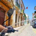 Sul Informação - E que tal dar um passeio de sidecar e depois mergulhar do céu em paraquedas?