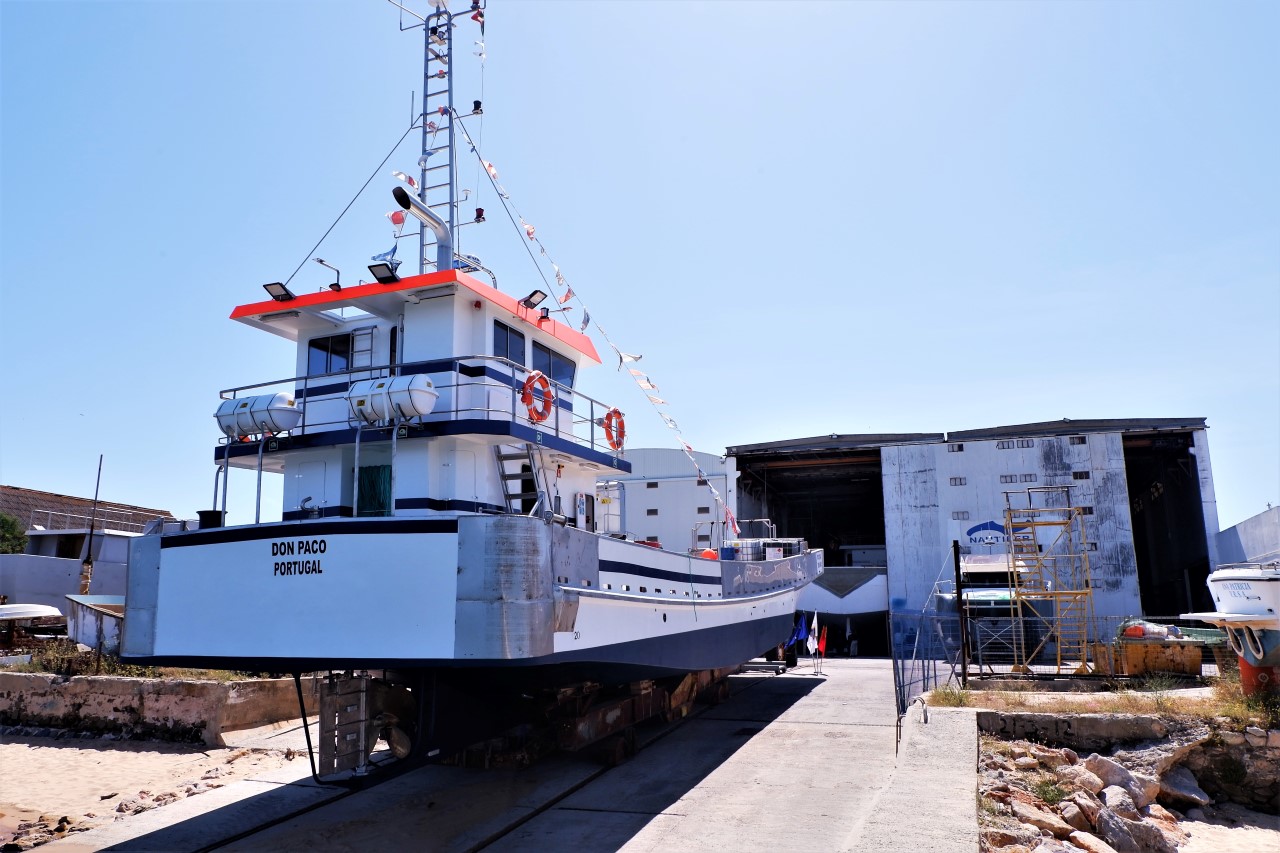 Sul Informação - Novo barco da Real Atunara foi feito no Algarve e já navega