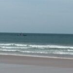 Sul Informação - Buscas por homem desaparecido na Praia de Faro continuam mas com menos meios