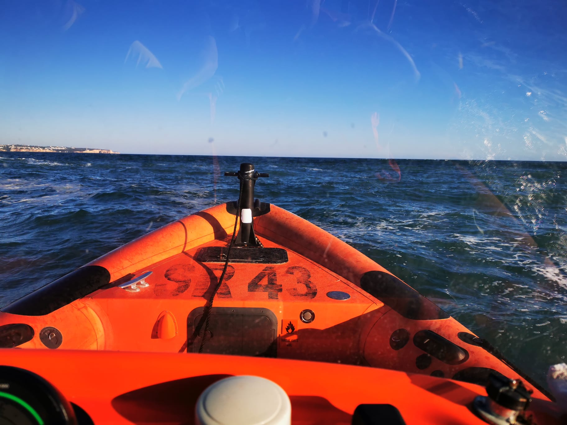 Sul Informação - Homem morre afogado e jovem desaparece em Alvor