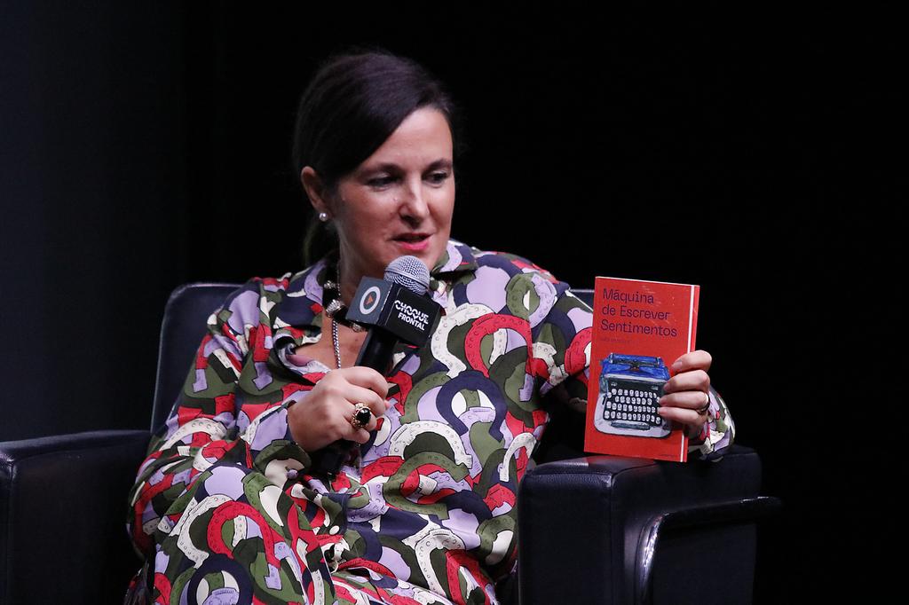 Sul Informação - Choque Frontal ao Vivo foi palco da estreia do novo livro de Inês Meneses