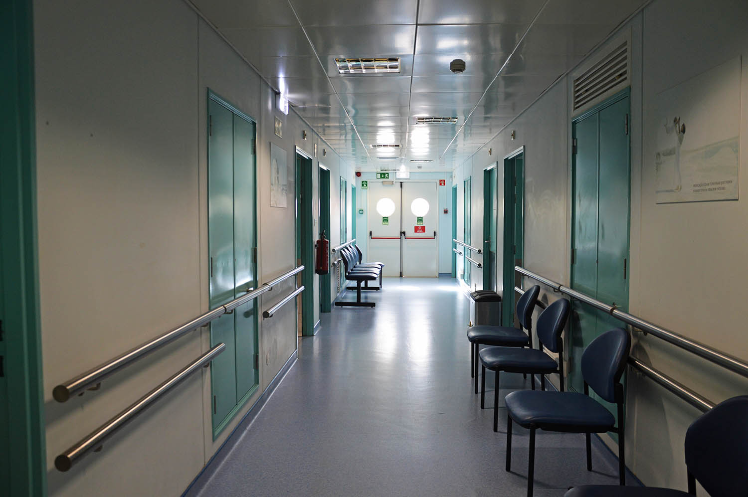 Sul Informação - Hospital público de Lagos muda-se para novas instalações em unidade até agora privada
