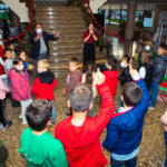 Sul Informação - Alunos do ATL da Avenida do Ténis ilustram Postal de Natal do Município de Albufeira