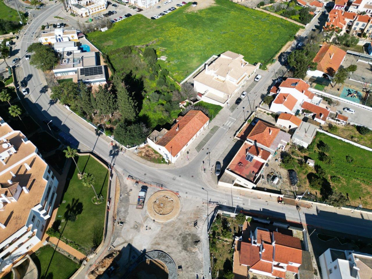 Sul Informação - Guia vai ter nova rotunda «inspirada nas ondas do Mar e nas alterações climáticas»