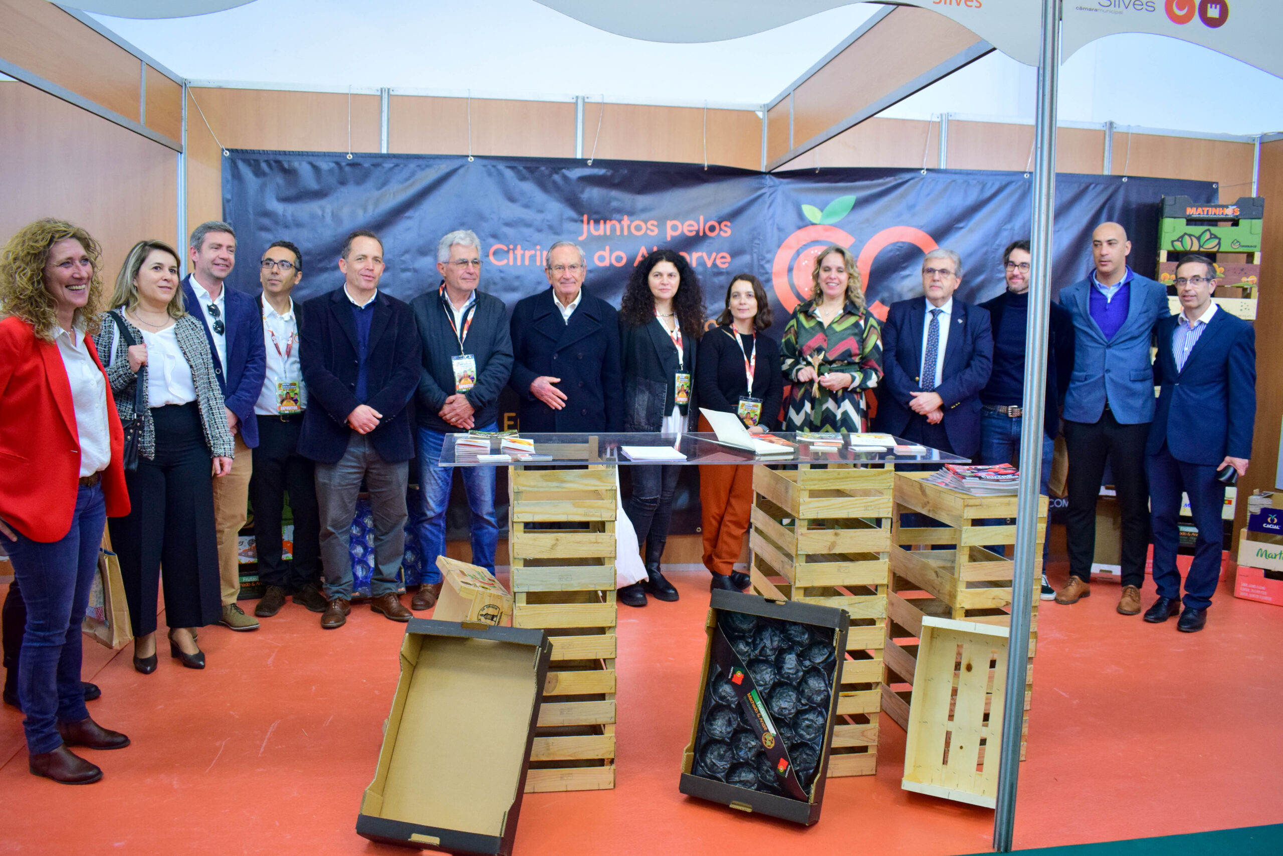 Sul Informação - Abertura da Mostra Silves Capital da Laranja marcada por protestos de agricultores