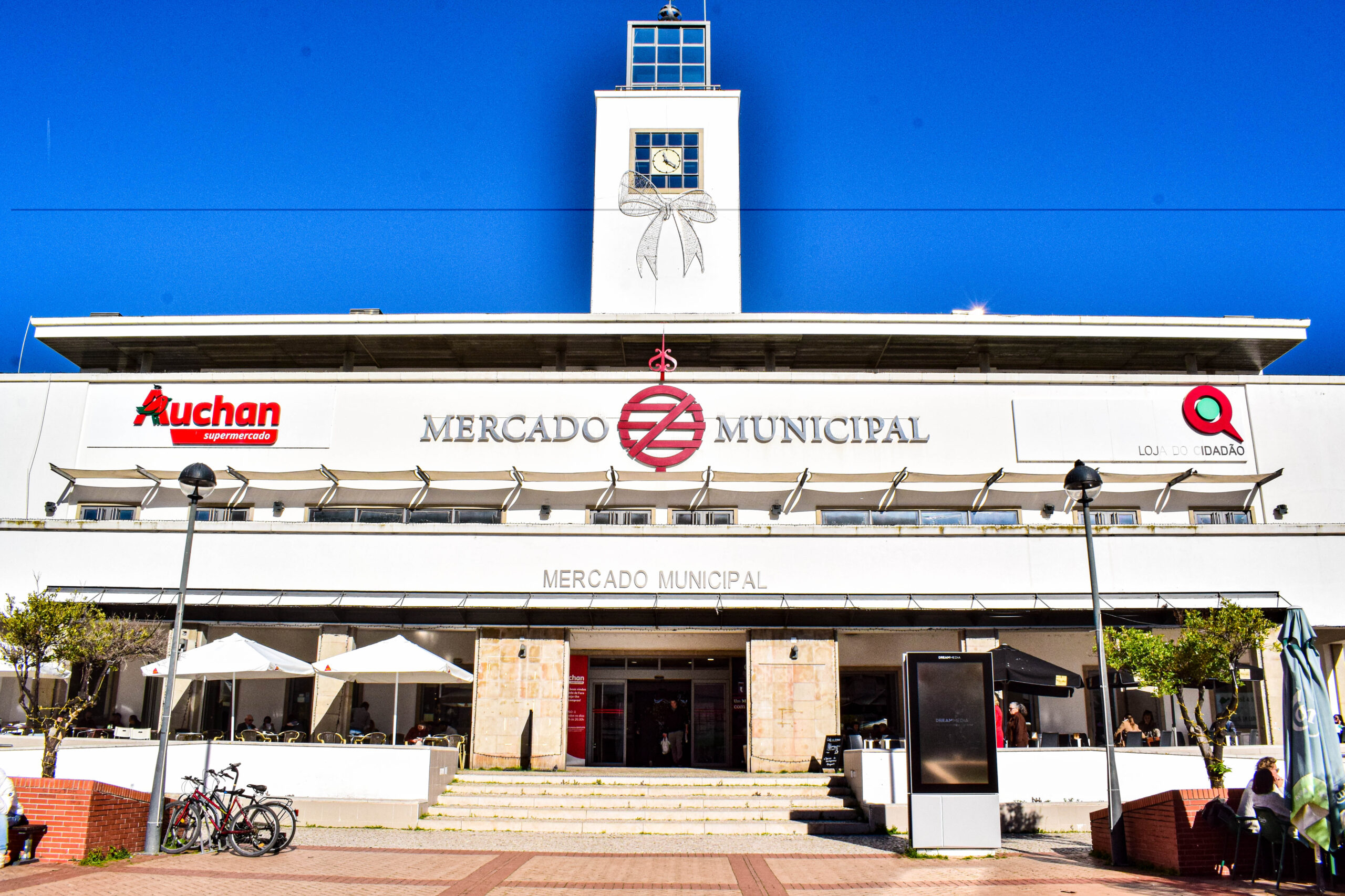 Sul Informação - Amanhã há feira de velharias, artesanato, colecionismo e doces regionais no Mercado de Faro