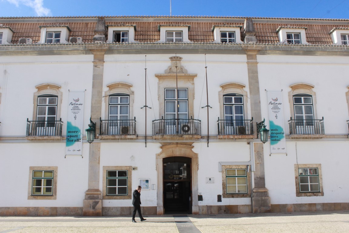 Sul Informação - CDS-PP: Isilda Gomes apropriou-se de medidas «anunciadas para vários concelhos»