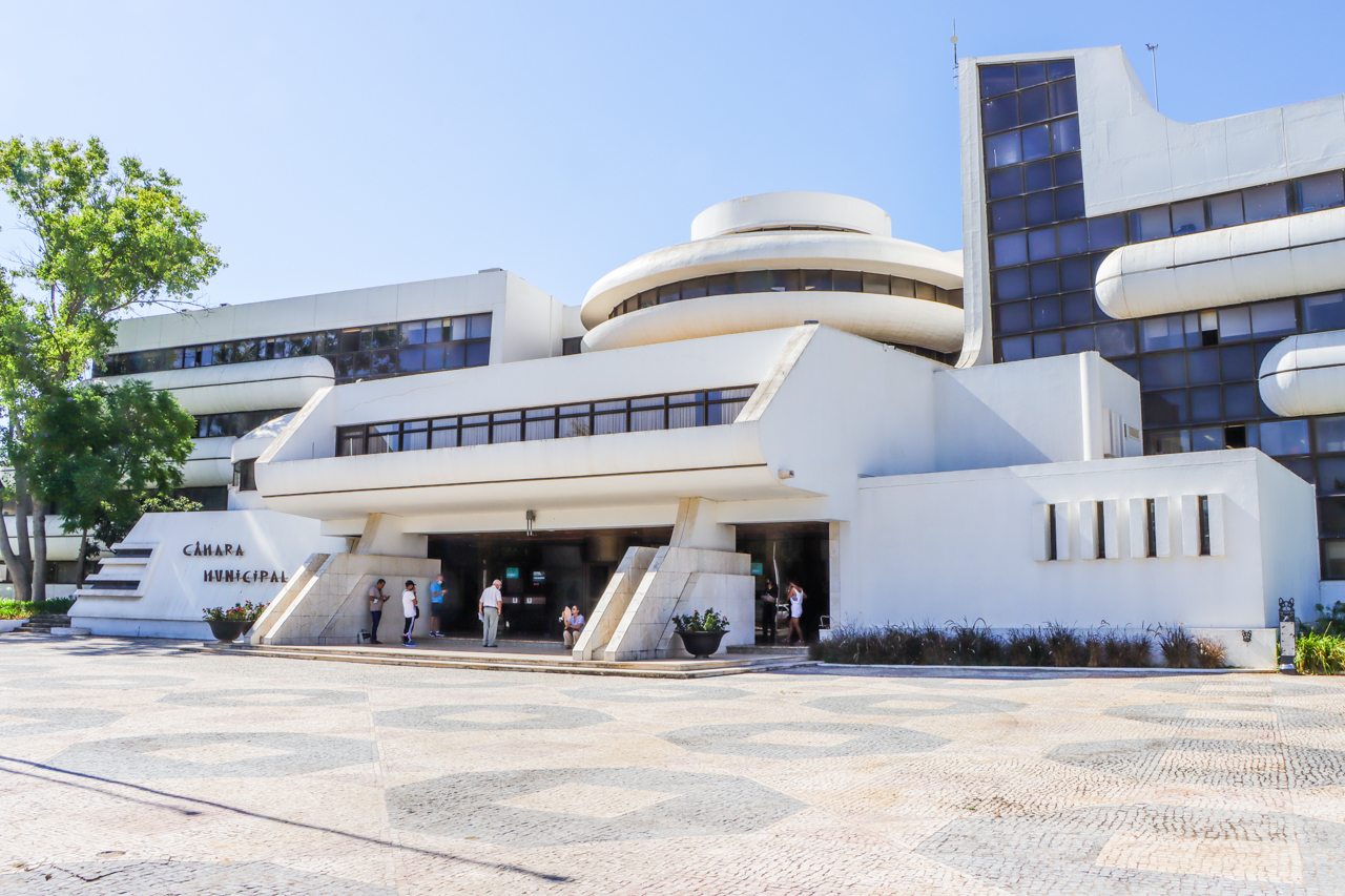 Sul Informação - Covid-19: Albufeira cria linha telefónica de apoio à comunidade educativa