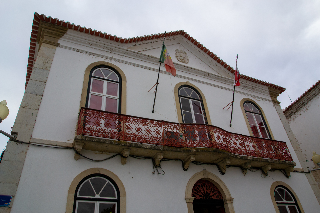 Sul Informação - Funcionários infetados fecham Câmara de Mértola