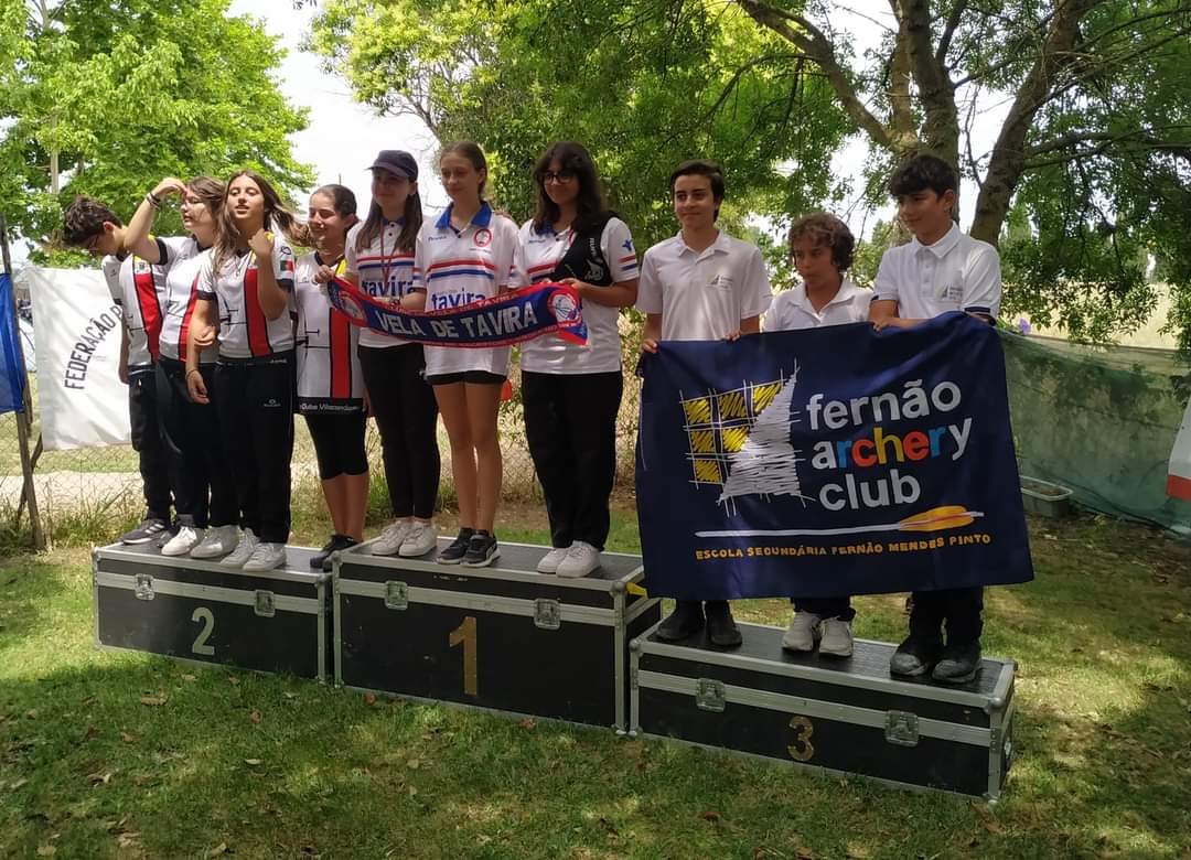 Sul Informação - Arqueiras do Clube de Vela de Tavira revalidam título de Campeãs Nacionais