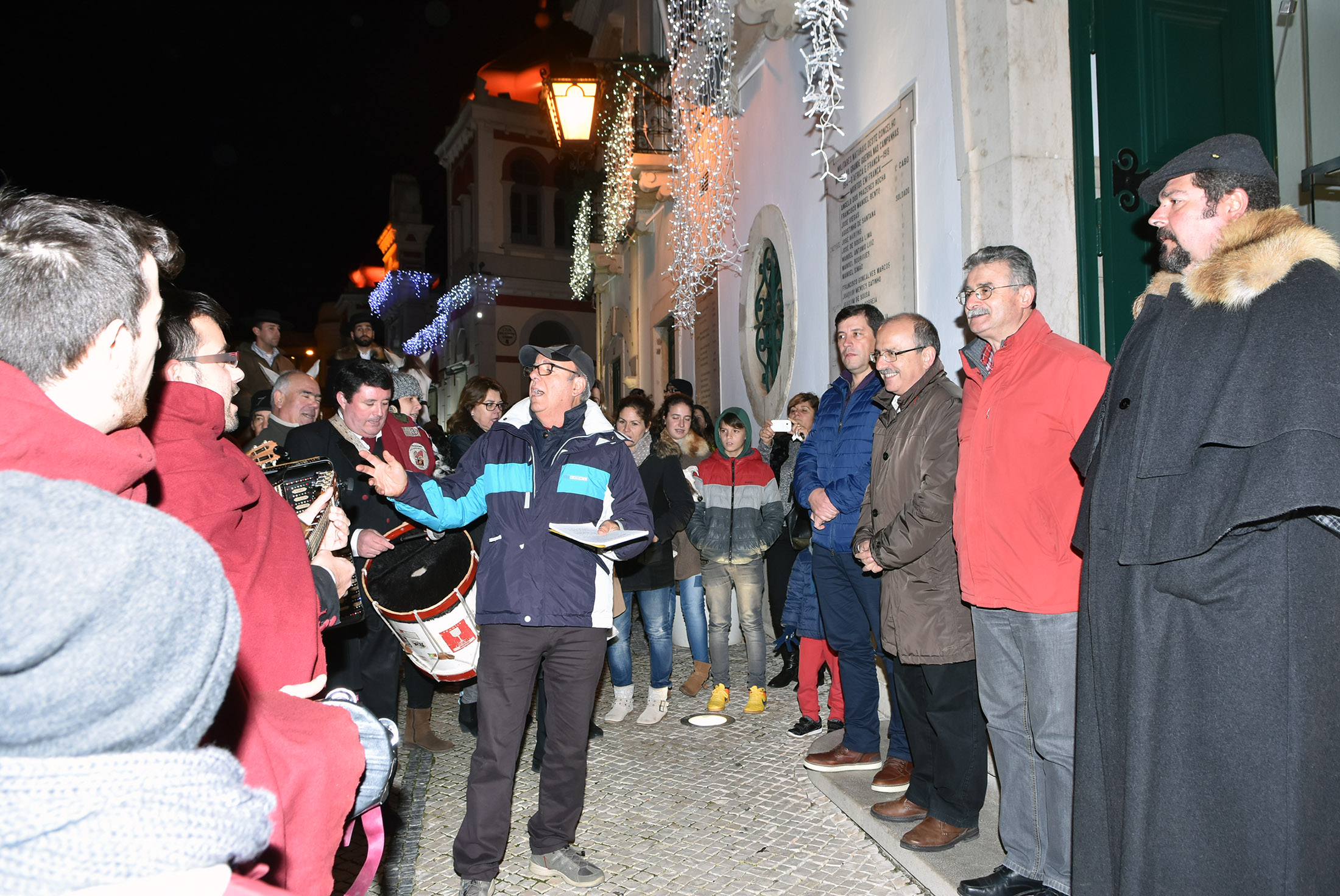Sul Informação - Tradição das Janeiras voltou a cumprir-se ontem à noite em Loulé