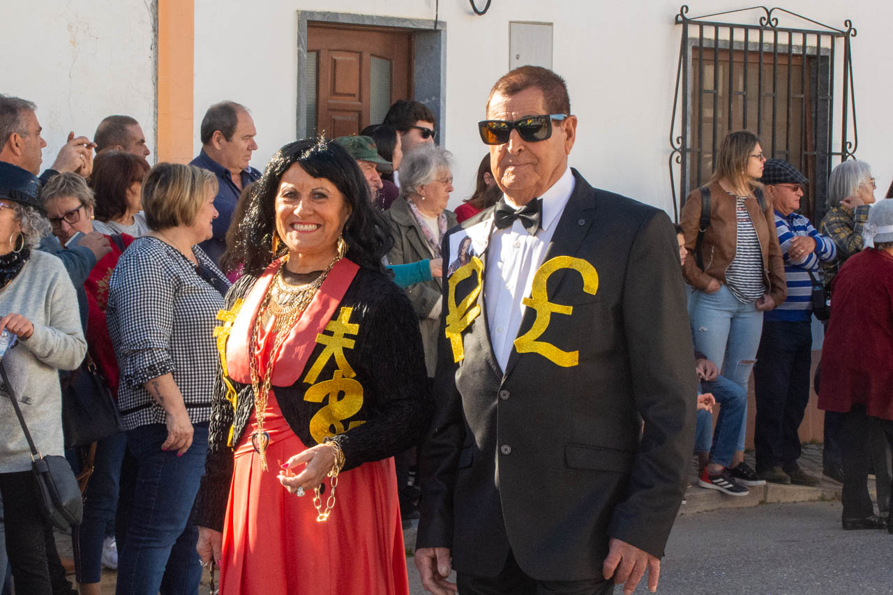 Sul Informação - No Carnaval de Bordeira há um enforcado e um “Uber” para viúvas e encalhadas