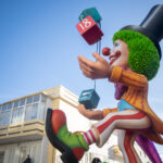 Sul Informação - Avenida encheu-se para aquele que foi o primeiro dia do Carnaval de Loulé