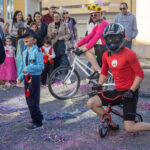 Sul Informação - Avenida encheu-se para aquele que foi o primeiro dia do Carnaval de Loulé