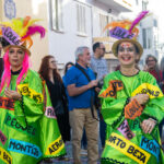 Sul Informação - Avenida encheu-se para aquele que foi o primeiro dia do Carnaval de Loulé