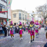 Sul Informação - Avenida encheu-se para aquele que foi o primeiro dia do Carnaval de Loulé