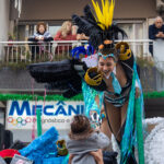 Sul Informação - Avenida encheu-se para aquele que foi o primeiro dia do Carnaval de Loulé