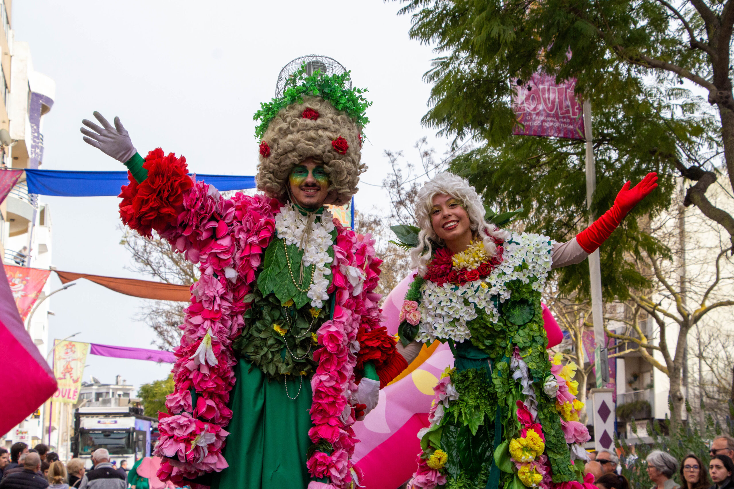 Sul Informação - Muita animação, cor e música: assim foi o primeiro dia do Carnaval de Loulé [fotogaleria]