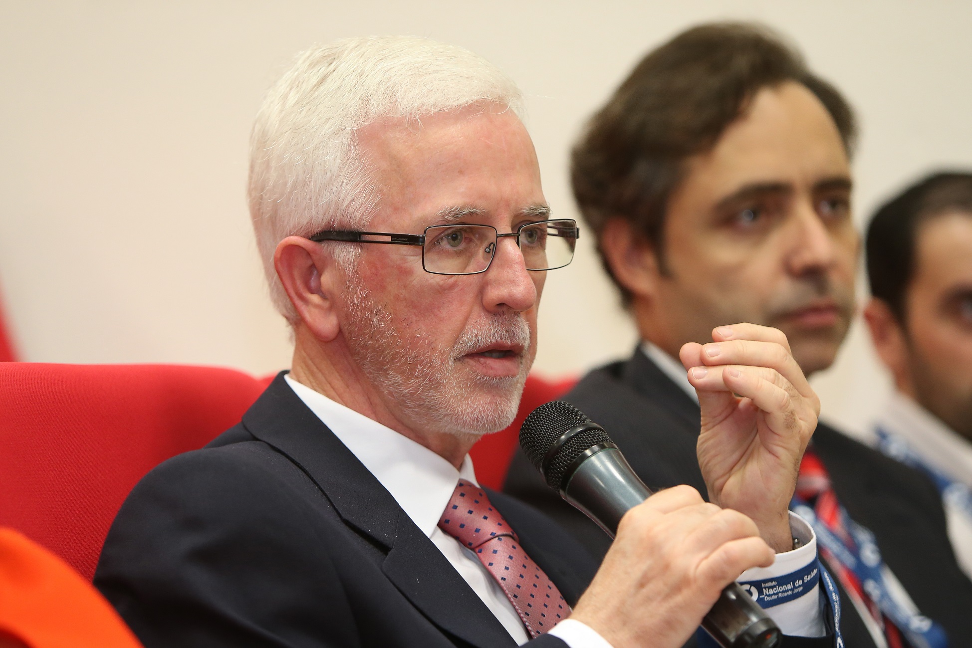 Sul Informação - «Descodificar o genoma, compreender a sociedade» é tema de conferência em Loulé