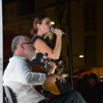Sul Informação - Noite de enchente “black & white” na Praia do Carvoeiro