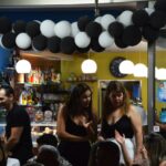 Sul Informação - Noite de enchente “black & white” na Praia do Carvoeiro