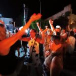 Sul Informação - Noite de enchente “black & white” na Praia do Carvoeiro