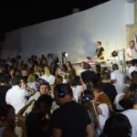 Sul Informação - Noite de enchente “black & white” na Praia do Carvoeiro