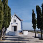 Sul Informação - Uma pedra de altar viajada ou a história de uma dupla descoberta arqueológica
