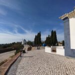 Sul Informação - Uma pedra de altar viajada ou a história de uma dupla descoberta arqueológica