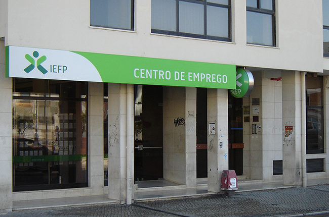 Sul Informação - Turismo pôs “travão” no recrutamento e desemprego disparou 12,8% no Algarve