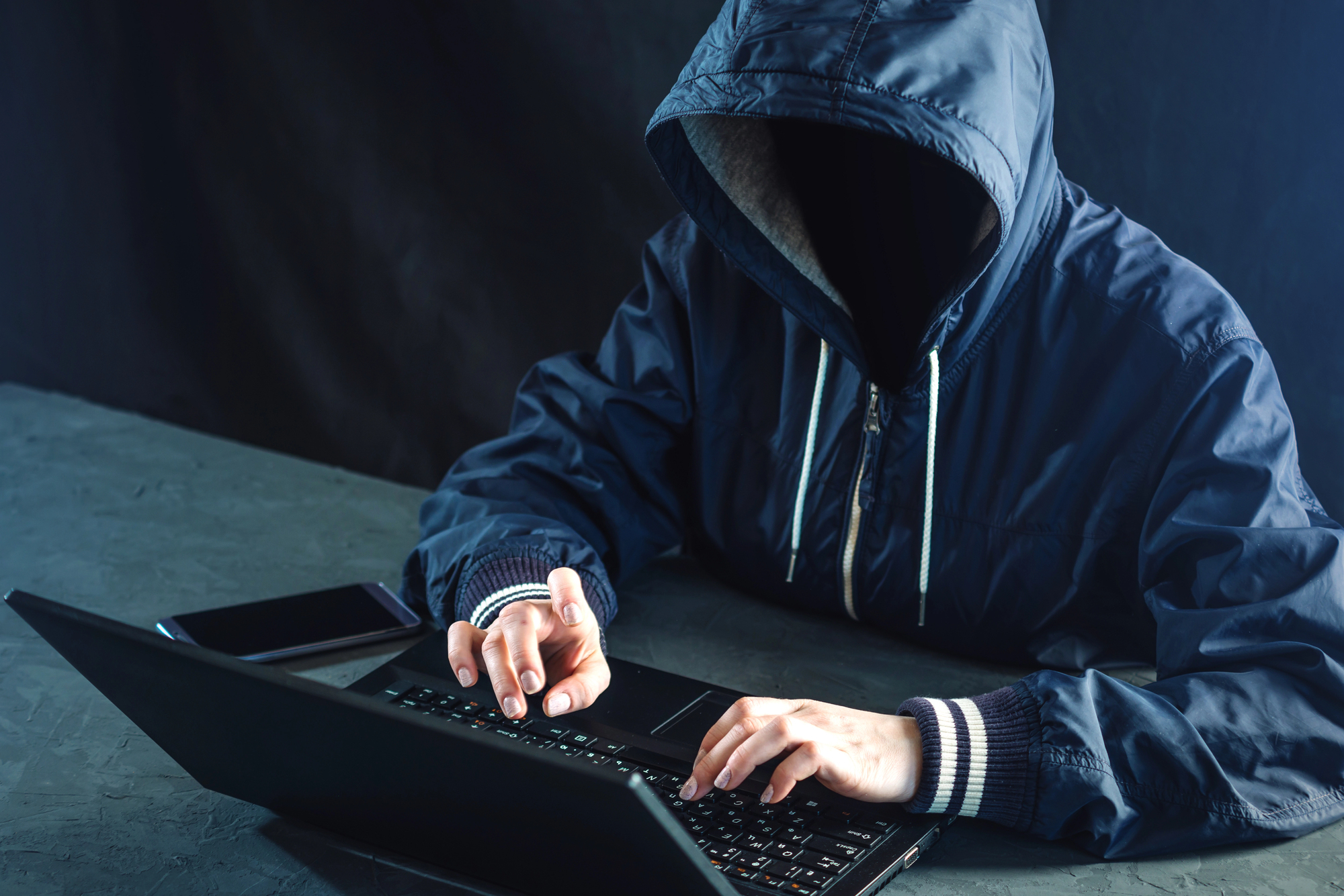 Sul Informação - MP de Lagos acusa homem de 16 crimes de pornografia de menores