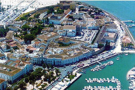 Sul Informação - Câmara de Faro já exigiu reconstrução de parte danificada da muralha de Faro