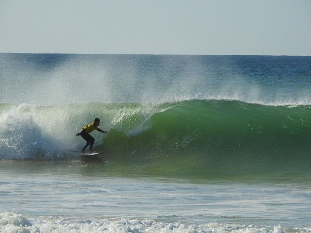 Sul Informação - Tomás Nunes e Constância Simões com dois pódios no Circuito Regional de Surf