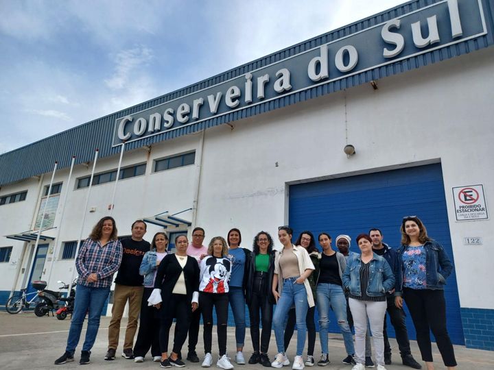 Sul Informação - Conserveira do Sul recruta trabalhadores após formação de «sucesso» do IEFP