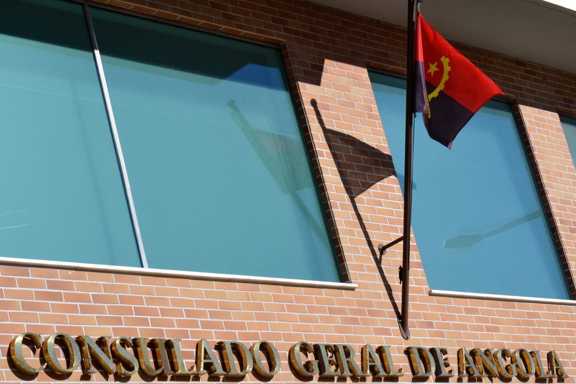 Sul Informação - Consulado de Angola em Faro fecha até final de Novembro