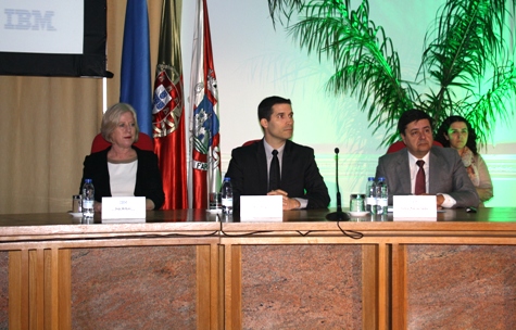 Sul Informação - Consultores da IBM apresentam propostas para Faro na sexta-feira