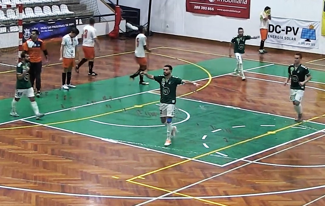 Sul Informação - Futsal: Cristóvão brilhou na goleada do Farense sobre o Albufeira