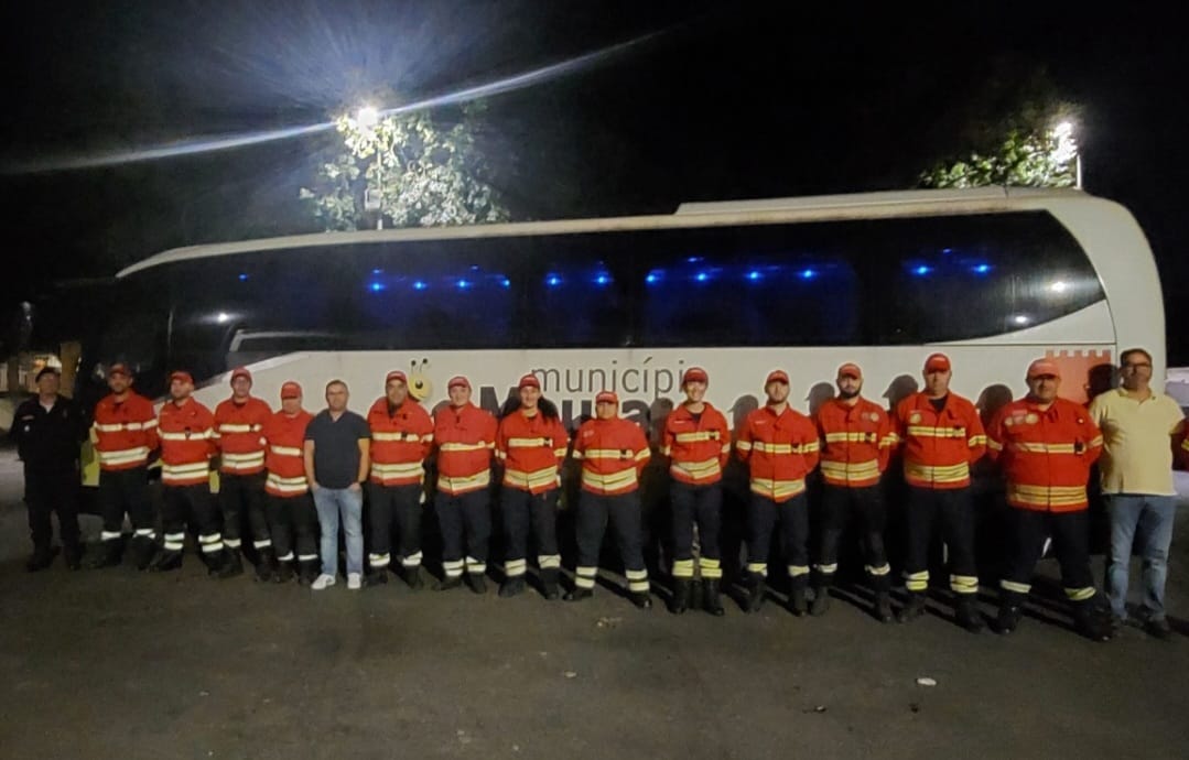Sul Informação - Câmara de Moura assegurou transporte de bombeiros para os incêndios do Norte de Portugal